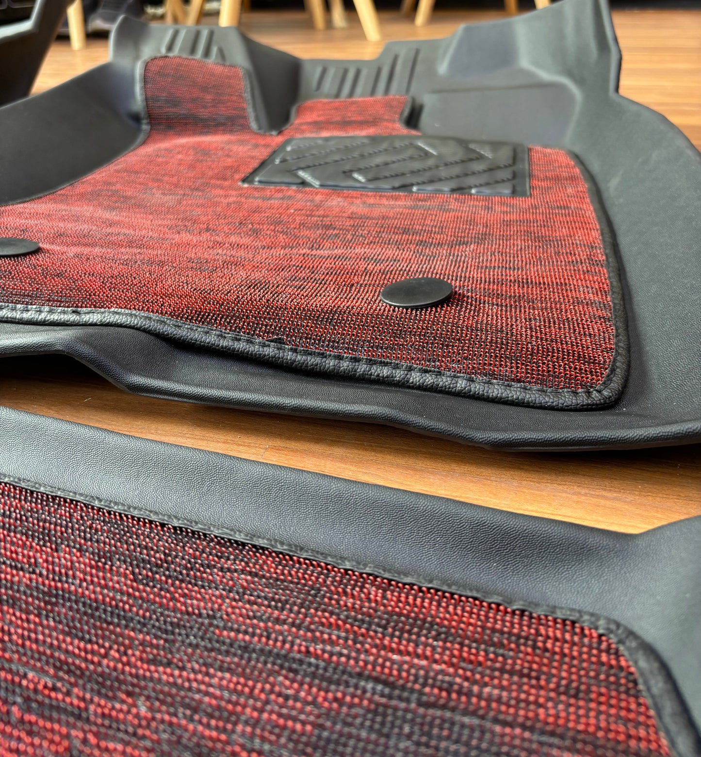 Honda Civic Floor mats,likely 7D or 10D, featuring black TPE rubber bases with detachable red carpet inserts.
