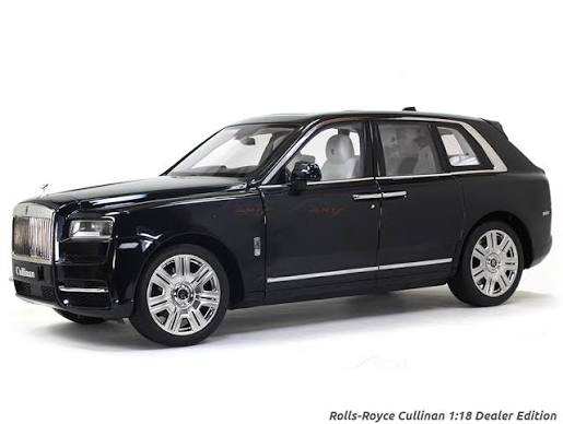 Rolls Royce SUV Cullinan 1:20 Big Scale - Black