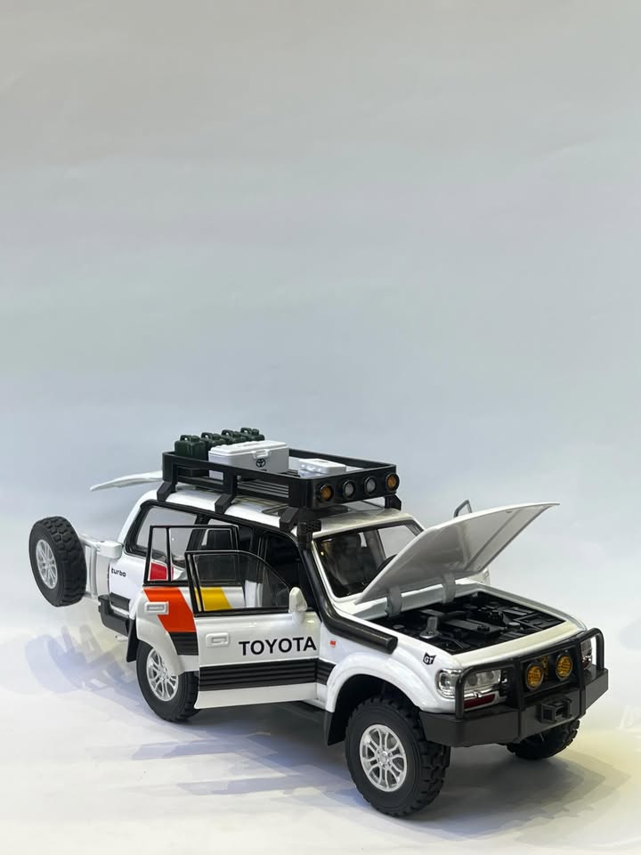 Land Cruiser 1980 Off Road 1/24