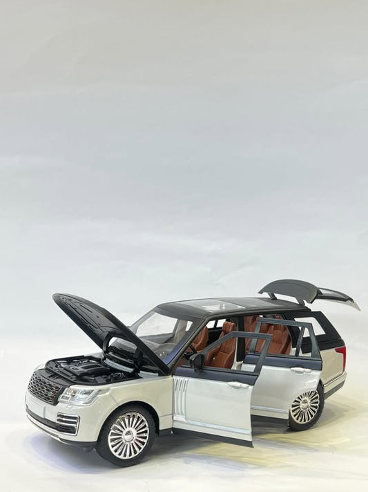Range Rover 1:24 Scale - White/Black