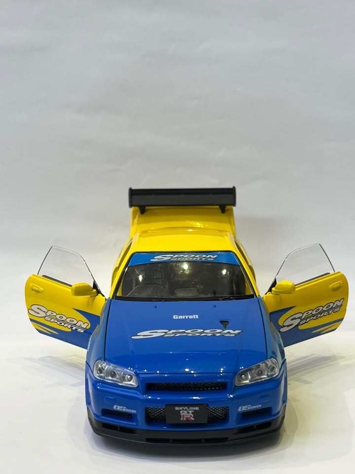 Nissan GTR R34 Yellow/Blue