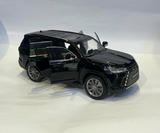 Lexus LX-600 Diecast Model 1/24 - Black/White