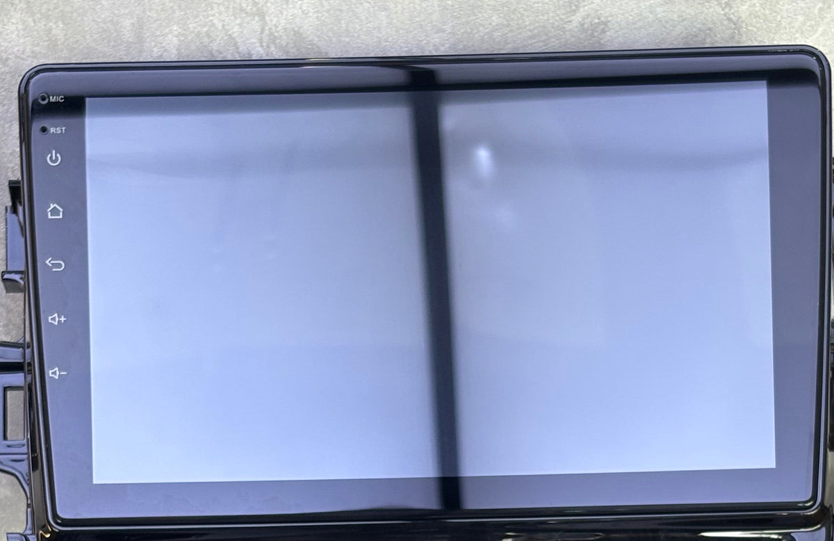 Nakamichi 5240 pro led 9 inch